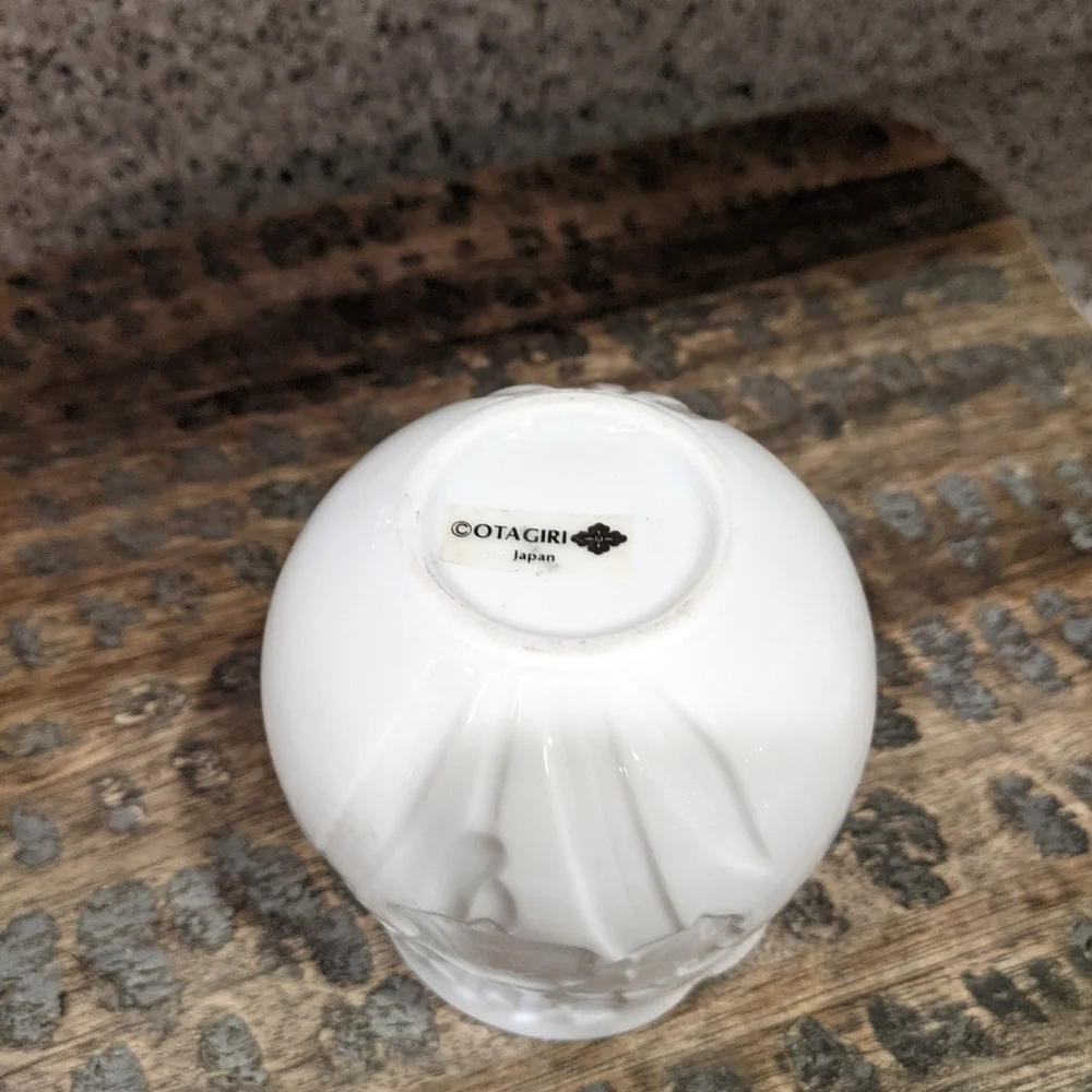 𝅺OTAGIRI Japan Iris Flower White Votive Holder